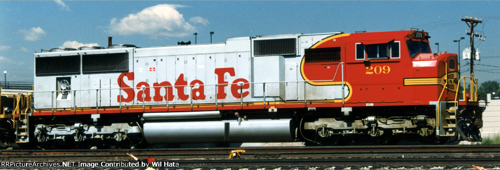 Santa Fe SD75M 209